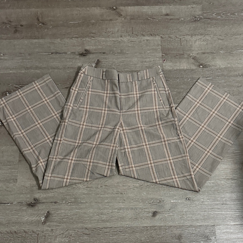 Banana Republic Stylish Plaid Woman’s Pants - Picture 1 of 9
